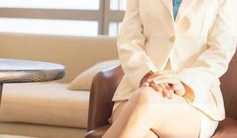 秀人网 – 从图库到穿搭，徐莉芝Botty让毛衣也能有点小情调？