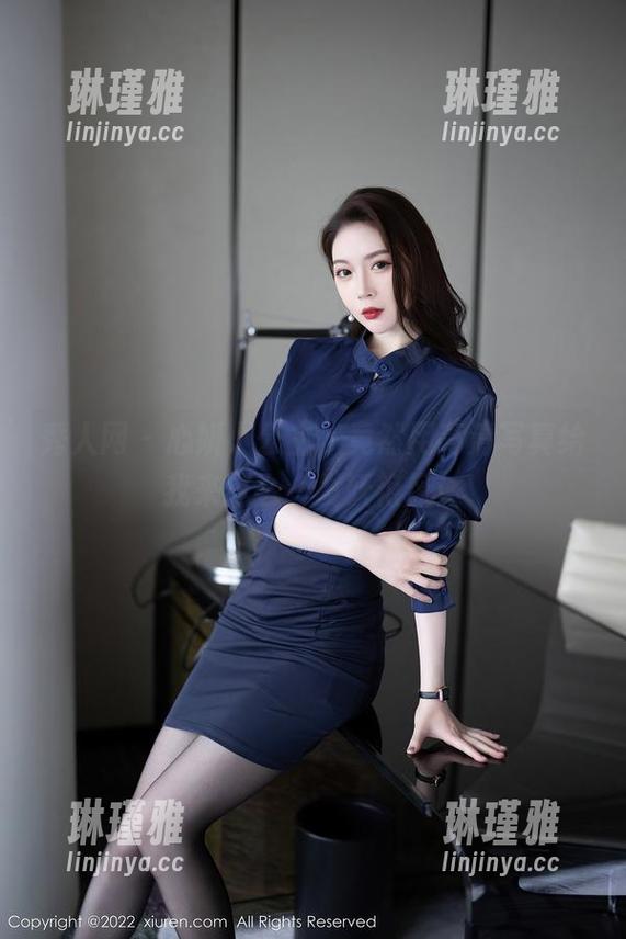 秀人网 - 心妍小公主，竟然用高清写真给我来这么一发妖艳风！