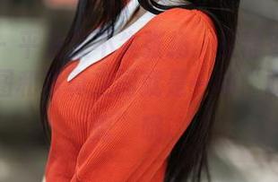 秀人网 – 平凡又不失张扬：艾静香的职业装，原图和写真之间就是一场“职场真人秀”哦。