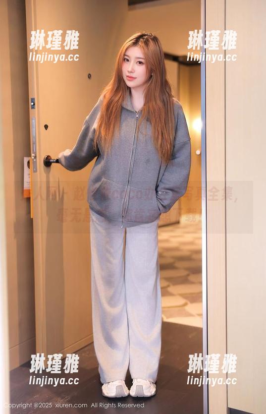 秀人网-赵惟依coco 秀人网 - 赵惟依coco办公室写真全集,毫无悬念,你肯定想下载!