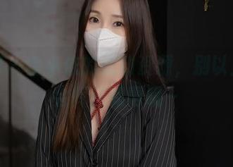 秀人网 – 金小依的运动资源，别以为她只会挥汗如雨哦～
