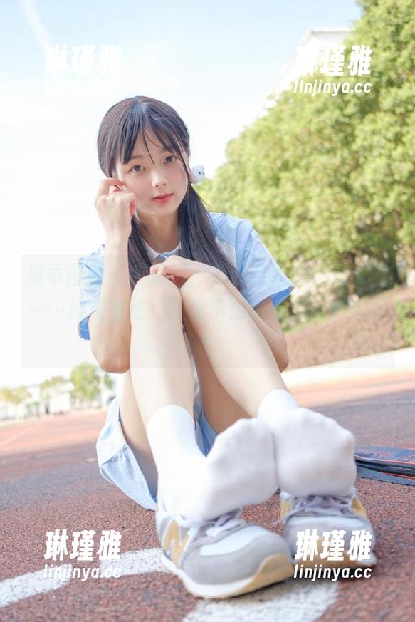稚乖画册 - 老实说，赤西夜夜这“竟泳”……换成壁纸，我也不知道要怎么消化啊！