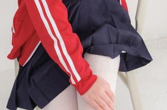 紧急企划 – 拿下小恩的体操服美图，结果不小心被截成图鉴