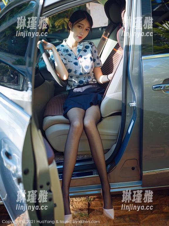 花漾show - 许诺Sabrina的女神：原图的清新与套图的随意感
