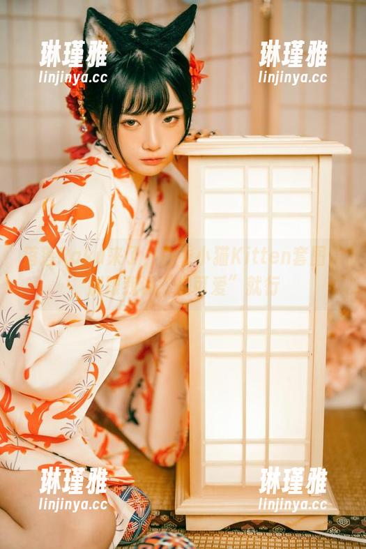 落落Raku 落落Raku来了,白衣小猫Kitten套图,别跟我说“很可爱”就行