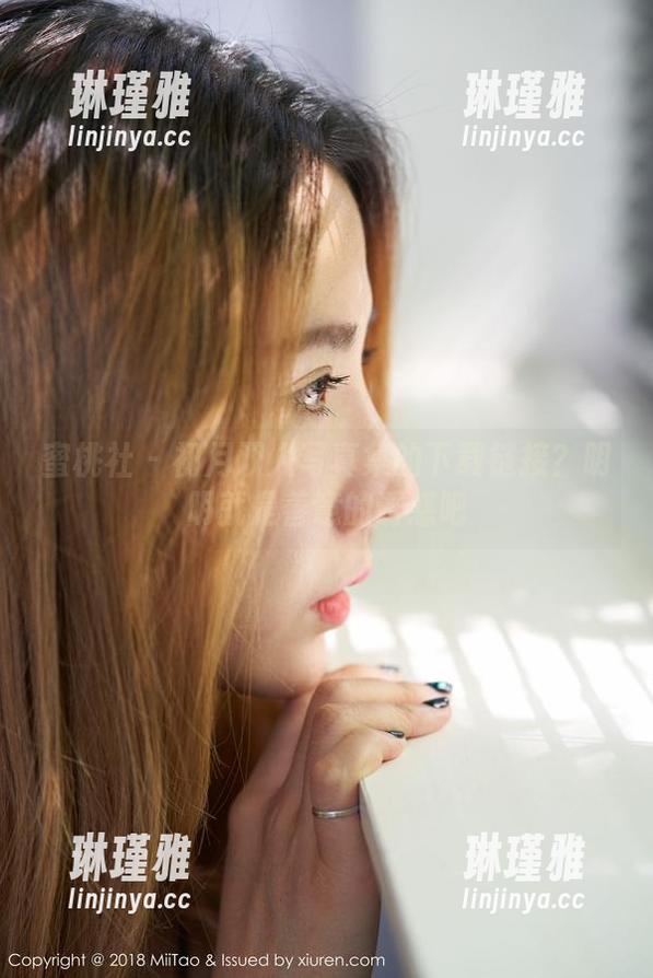 蜜桃社 - 初月双人写真集的下载链接？明明就是善意的诱惑吧