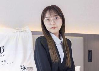 袜啵啵 – 告别平庸，高清图集中的甜甜圈把夏天的无聊丢给了风。