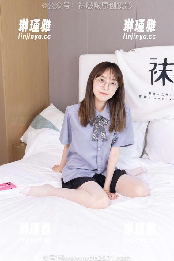 袜啵啵 - 等等，雪糕+短裙=无圣光美态文学，醇厚又风趣的美图在这里！
