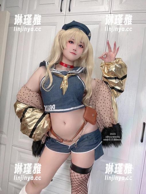 贝贝琪Becky的纯白合集，让我想起白色床单的单调，但又不知道为什么就是沉迷。