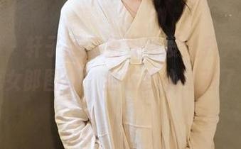 微密圈 – 轩子巨二兔果然没让我失望，定制的兔女郎图集，全在我心里画了个圈圈。